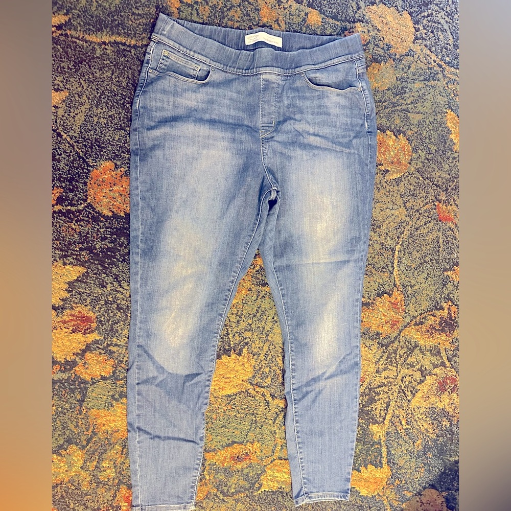 Levi’s signature- 34-18 for like 14-16